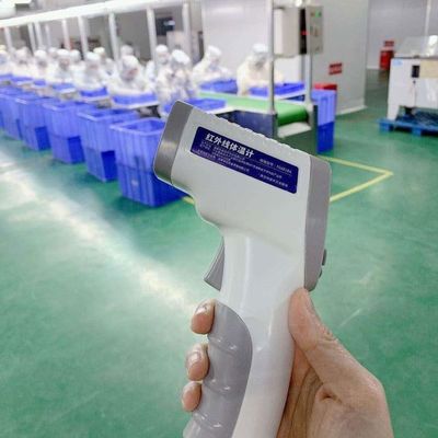 Strahlung geben Infrarotstirn-Thermometer mit 32 Satz-Digital frei